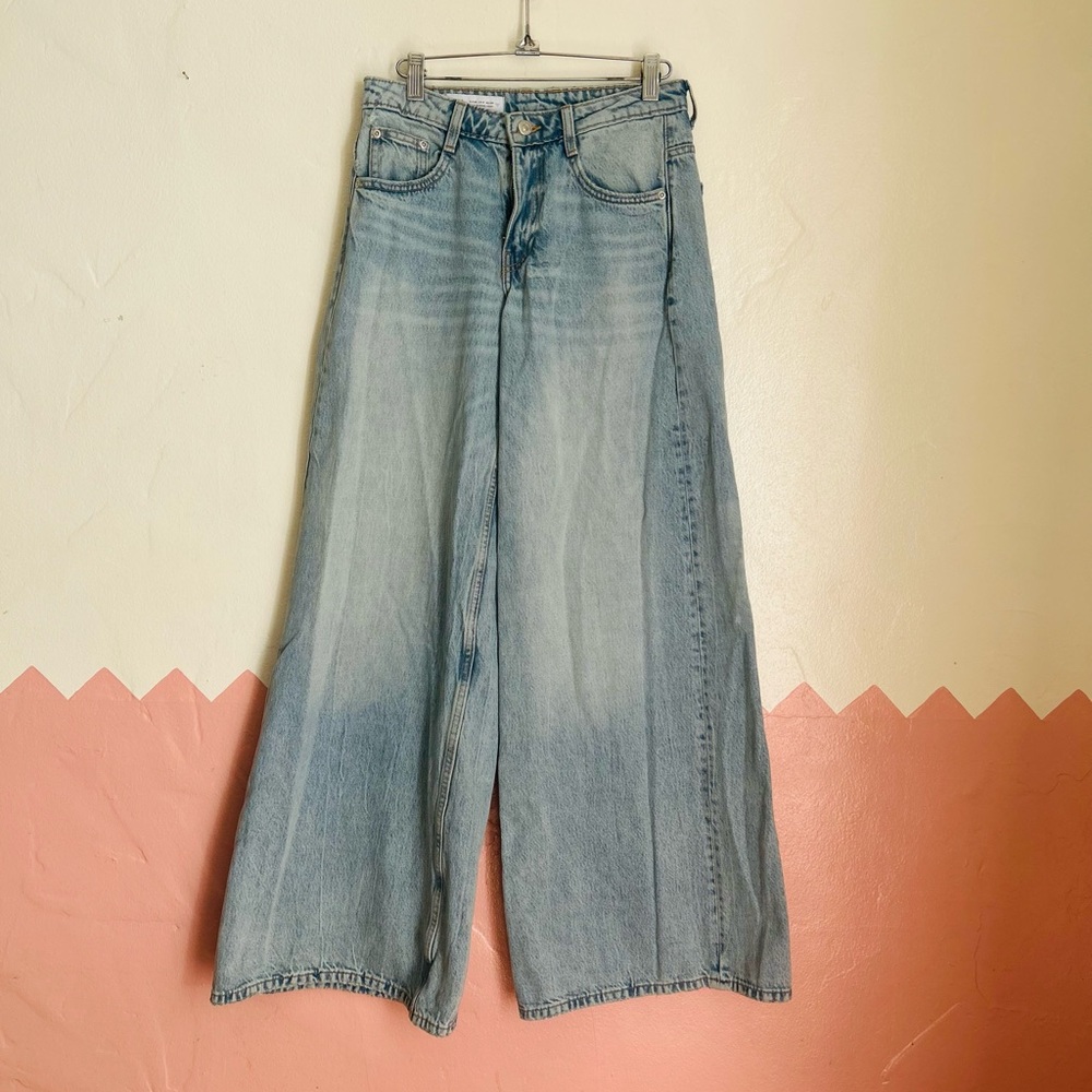 ZARA High Waist Wide-Leg Light Blue Jeans